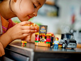 Конструктор LEGO CITY 60404 Бургерная на колесах - фото